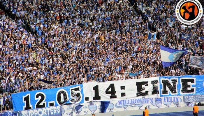 Coreografia Ultras Hertha BSC Berlino Harlekins