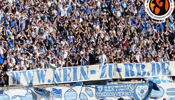 Coreografia Ultras Hertha BSC Berlino Harlekins