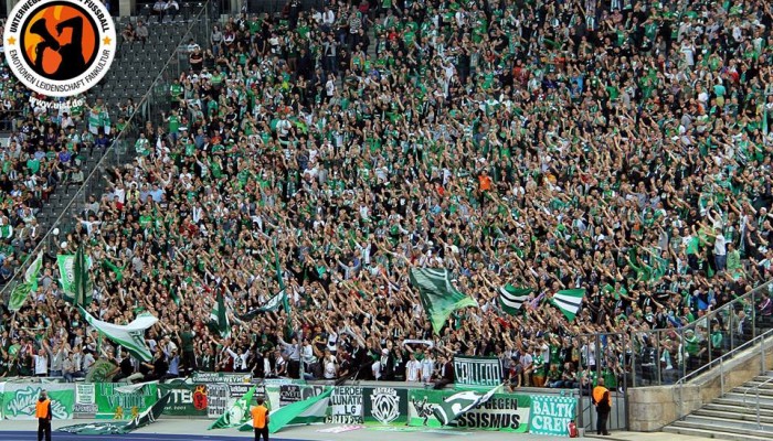 Coreografia Ultras Hertha BSC Berlino Harlekins