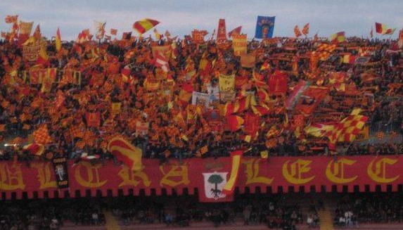 Curva Lecce