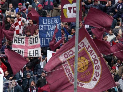 Curva-Reggiana-Ultras-Tifo