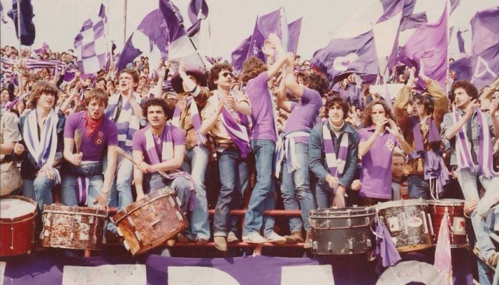 Tifosi Fiorentina in curva