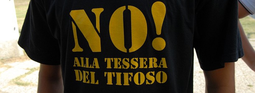 t-shirt-no-alla-tessera-del-tifoso